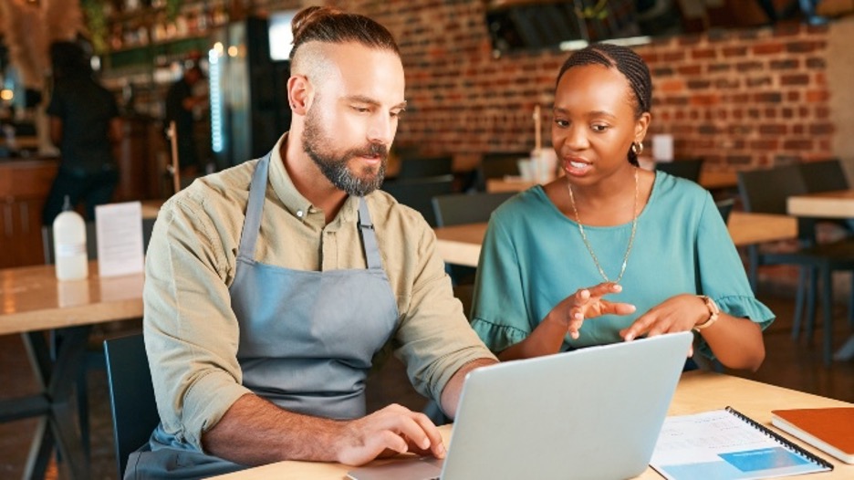 Support from sales agent at the restaurant with the owner
